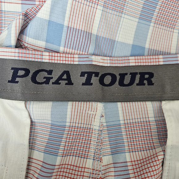 PGA Tour Golf Shorts Red White Blue Plaid Flat Front Lightweight 42 - Picture 4 of 5